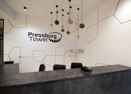 Maľby na stenách v administratívnej budove Pressburg Tower, Bratislava 2019